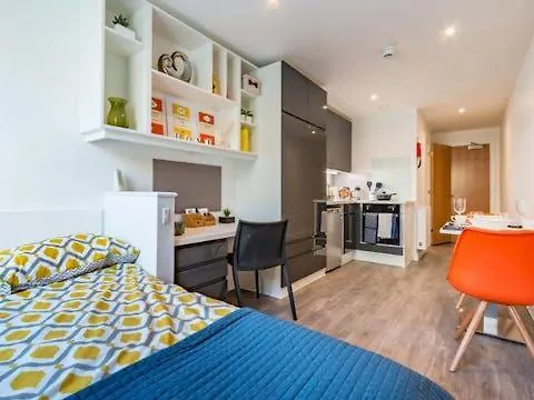 Big Room In A New House With Extra Bed Erith United Kingdom